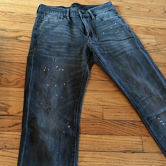 Lucky Men’s Denim - Picture 3 of 5
